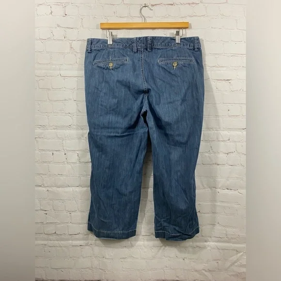 Eddie Bauer Capris Womens Plus Size 14 Blue Cropped High Rise Pants - Picture 2 of 2